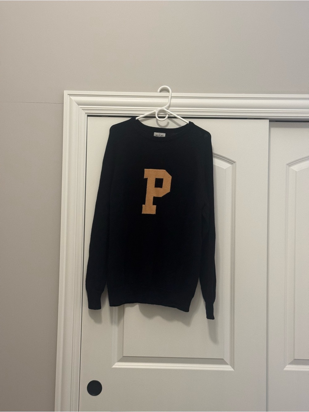 Men's Black Crewneck Sweater with Tan 'P' Emblem
